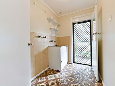 27 Alcheringa Street, Dubbo