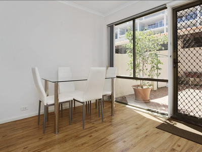 8 / 1 Reserve Street, Scarborough