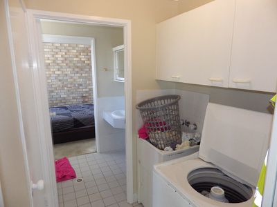1 / 8 Kingston Way, Raceview