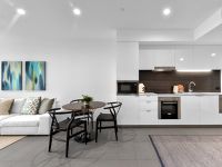 1806 / 10 Trinity Street, Fortitude Valley