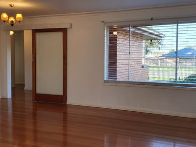 164 Central Avenue, Altona Meadows