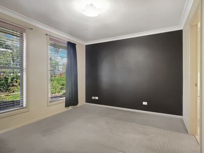 571 Wheelers Lane, Dubbo