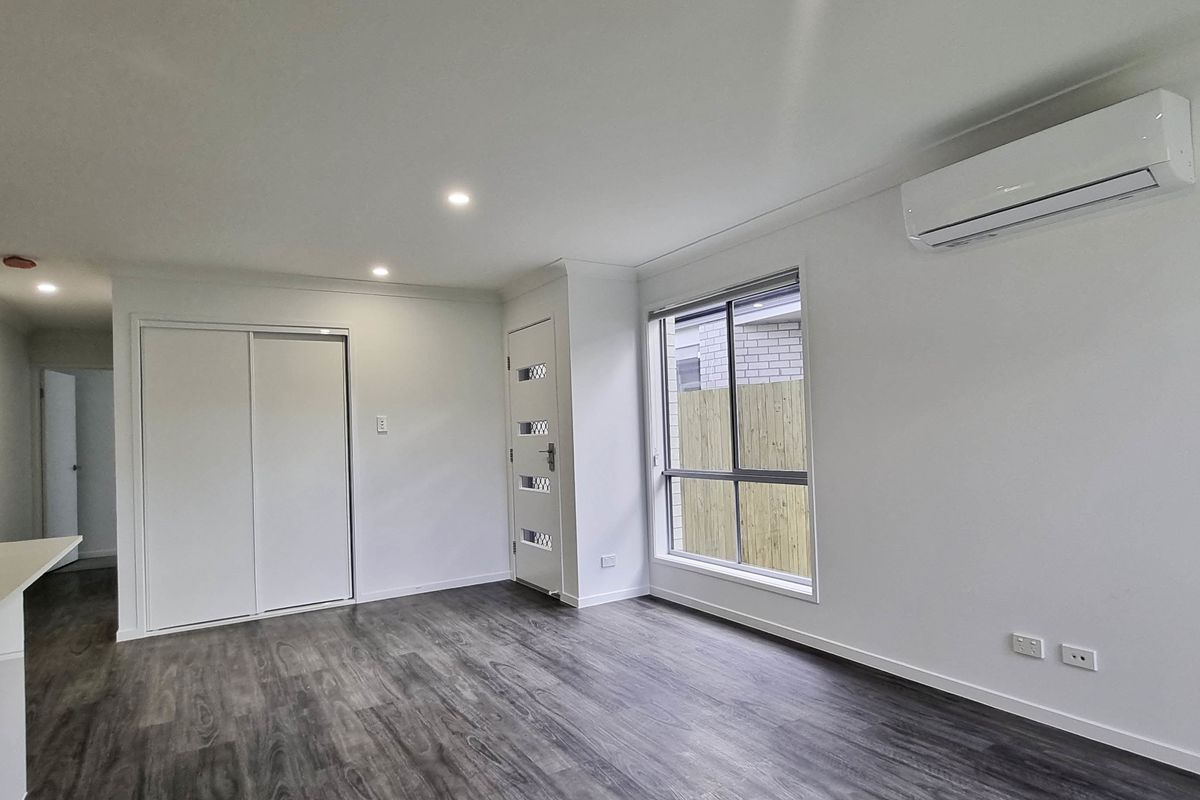 2 / 7a River Street, Eagleby