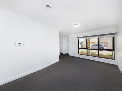 8 / 32 Fisher Parade, Ascot Vale