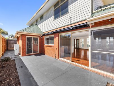 74 Margaret Street, Newport