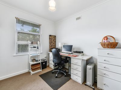 10 HISTORY AVENUE, Millicent