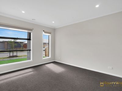 14 Crantock Way, Werribee