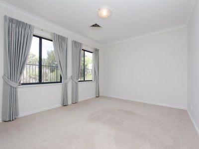 4 / 43 Martingale Ave, Henley Brook