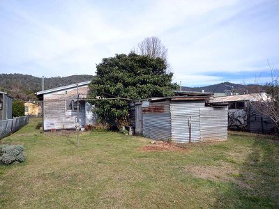 5 Simmonds Street, Mount Beauty