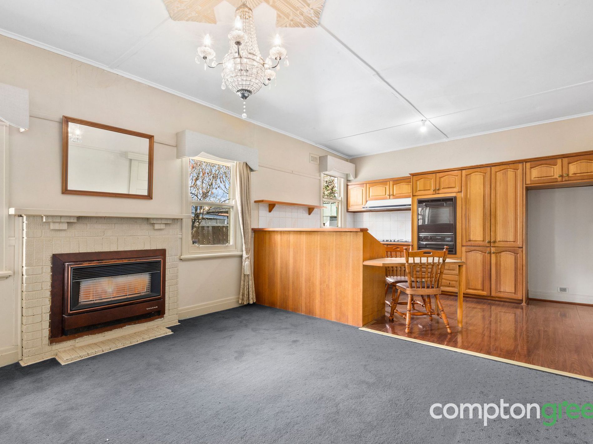8 Logan Street, Hamlyn Heights