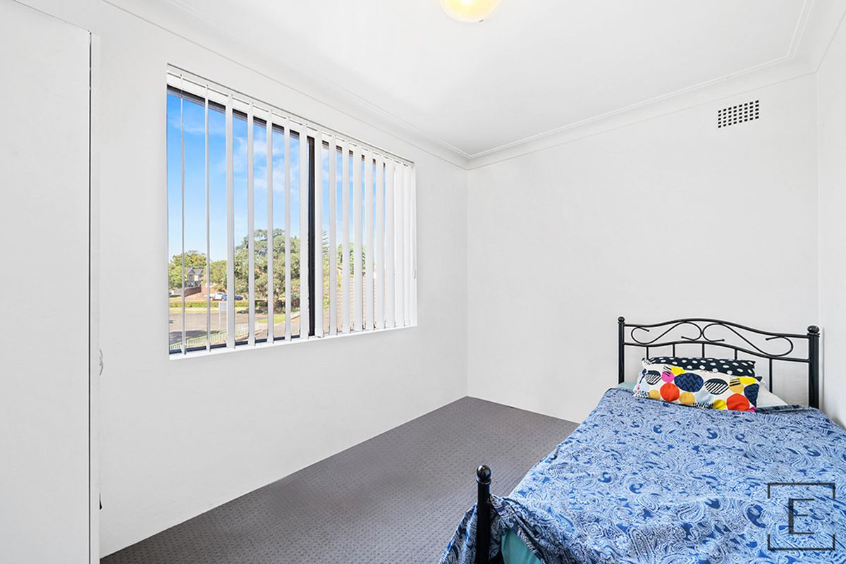 8 / 51B Burwood Road, Concord