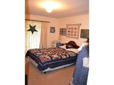 84 Lakeside Avenue, Mount Beauty