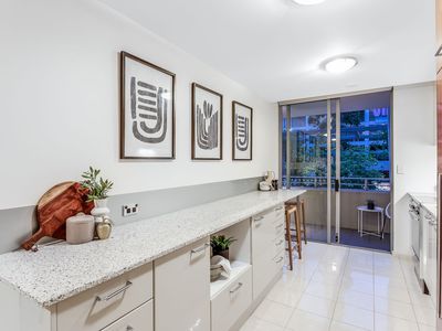 1106 / 172 Grey St, South Brisbane