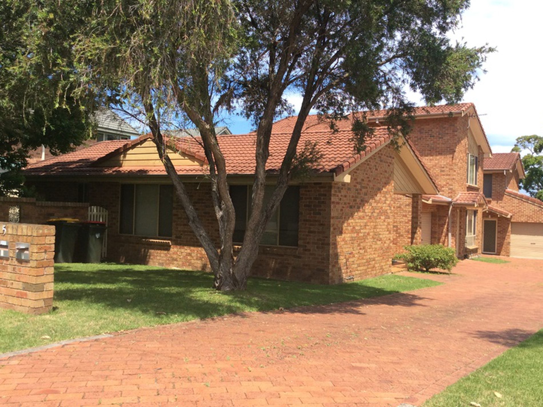 1 / 5 Robertson Street, Shellharbour