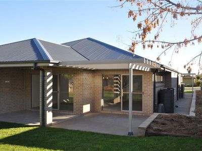 1 / 56 Clement Street, Forbes