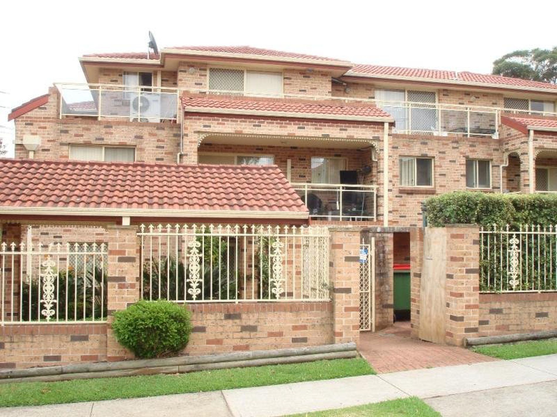2 / 78-80 Brancourt Avenue, Bankstown
