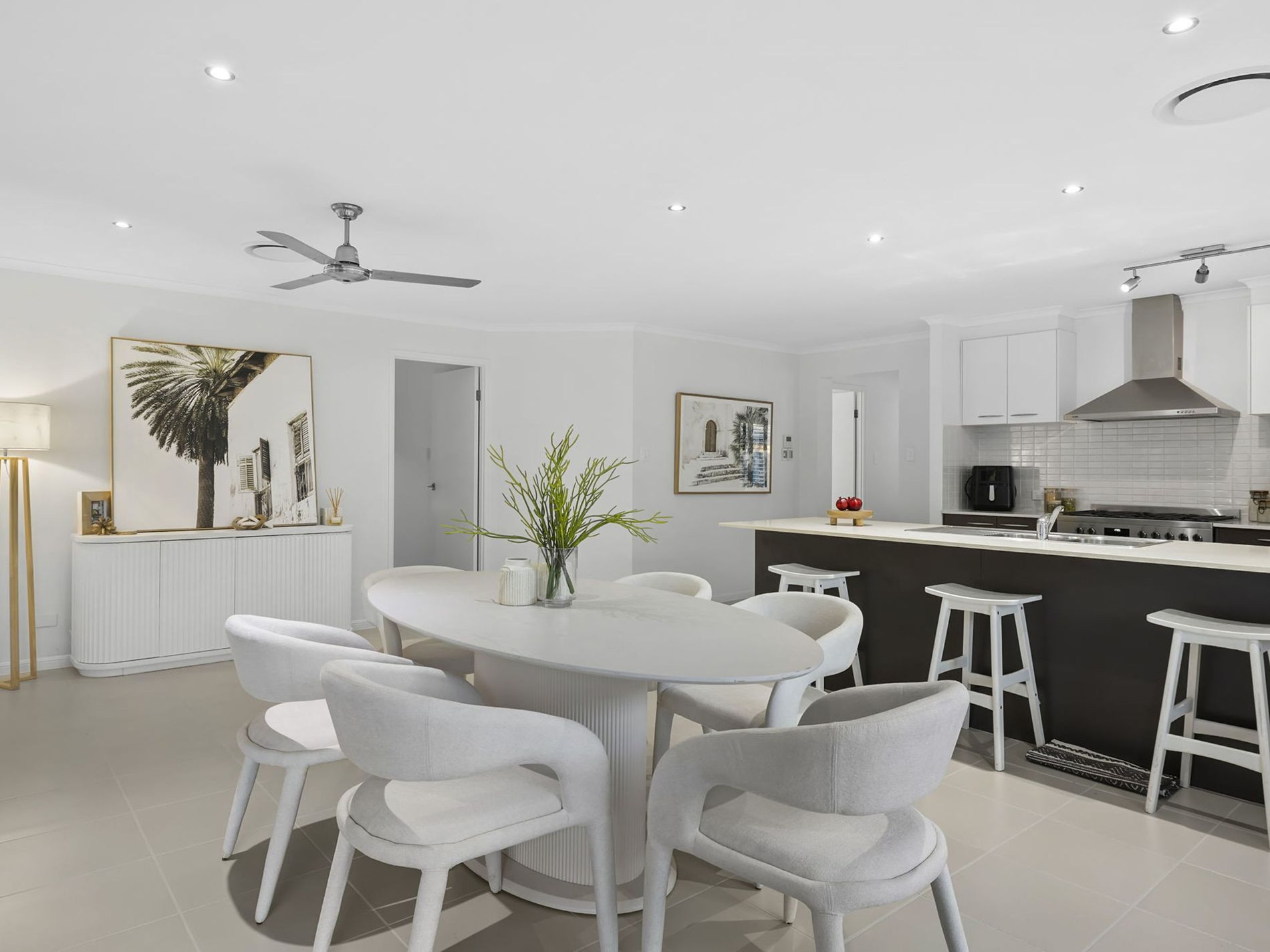 9 Feathertail Place, Wakerley