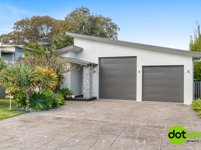 39 Eighth Avenue, Toukley
