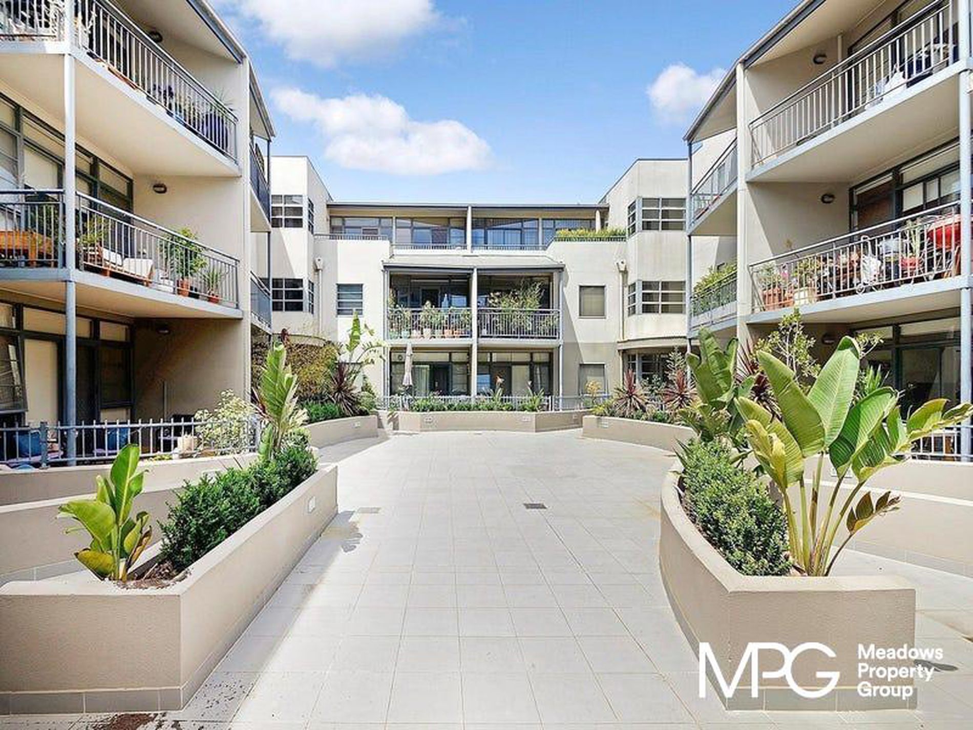 27 / 62 Wellington Street, St Kilda