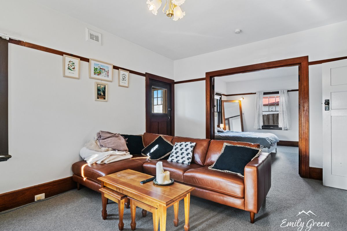20B Paternoster Row, Hobart