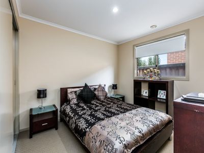 21 Lockheed Parade, Point Cook