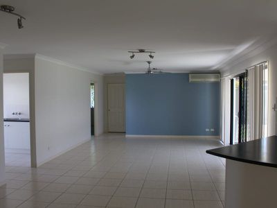 14 Brushbox Place, Meridan Plains