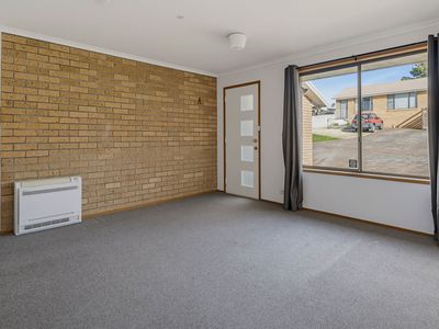8 / 11 Cadbury Road, Claremont
