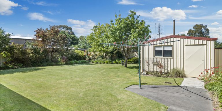 13 Gobur Street, Euroa