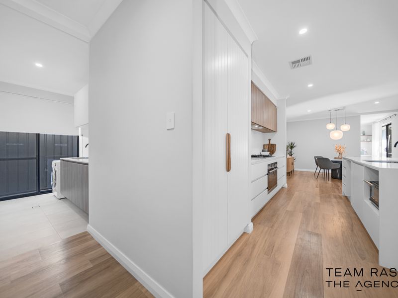 20 Navarra Way, Caversham