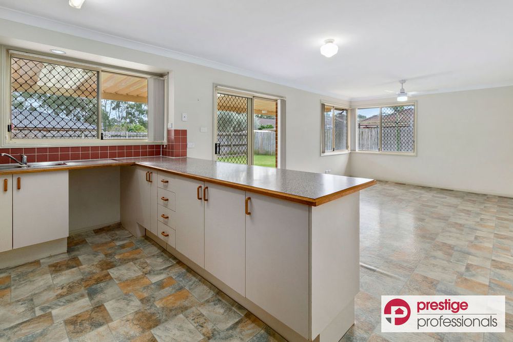10 Cressbrook Drive, Wattle Grove