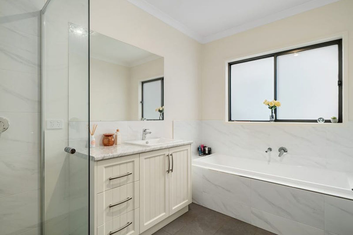 100 Livingstone Street, Avenel