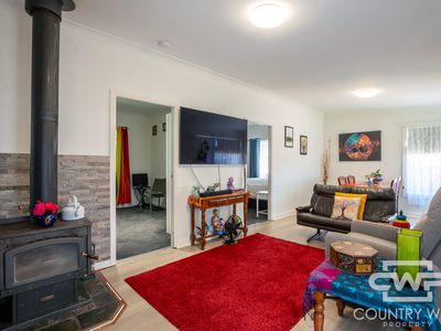 208 Sandon Street, South Guyra