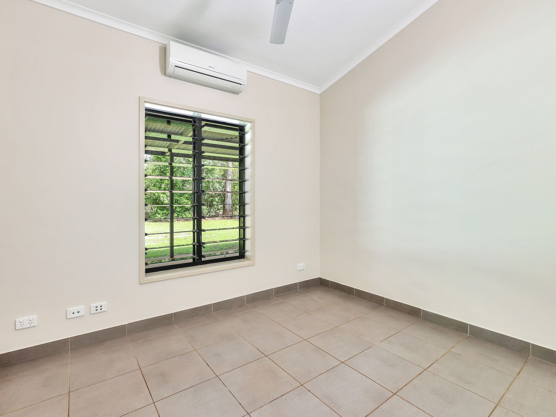 280 Beddington Road, Herbert