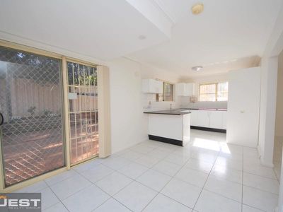 1 / 29 Prairie Vale Road, Bankstown