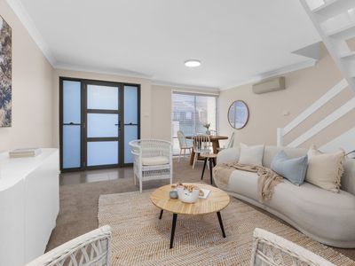 2 / 22 Emily Street, Marks Point