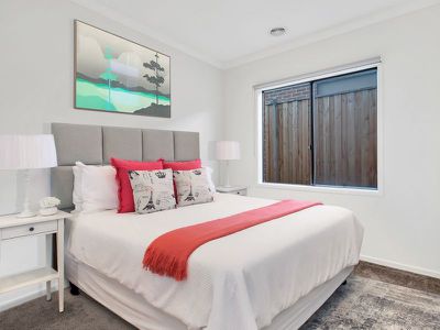 11 Grande Belmond Avenue , Clyde