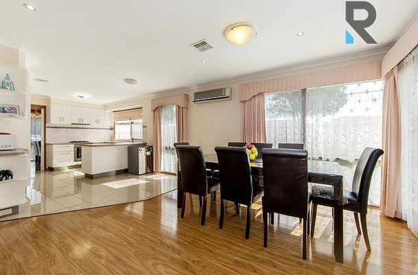 30 Cowes Street, Craigieburn