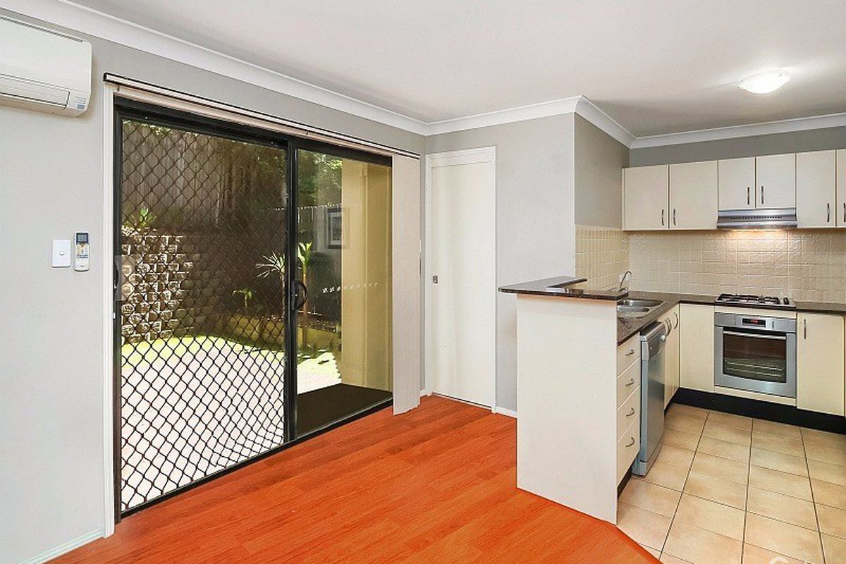 10 / 55-59 Dwyer Street, North Gosford