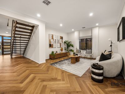 168 Villa Doria Drive, Clyde North