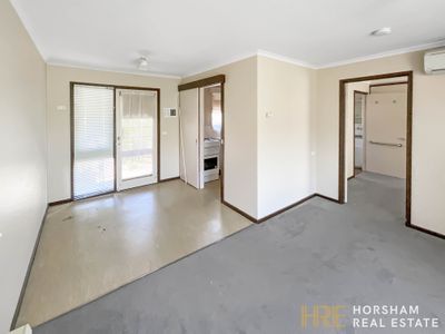 5 Shalom Place, Horsham