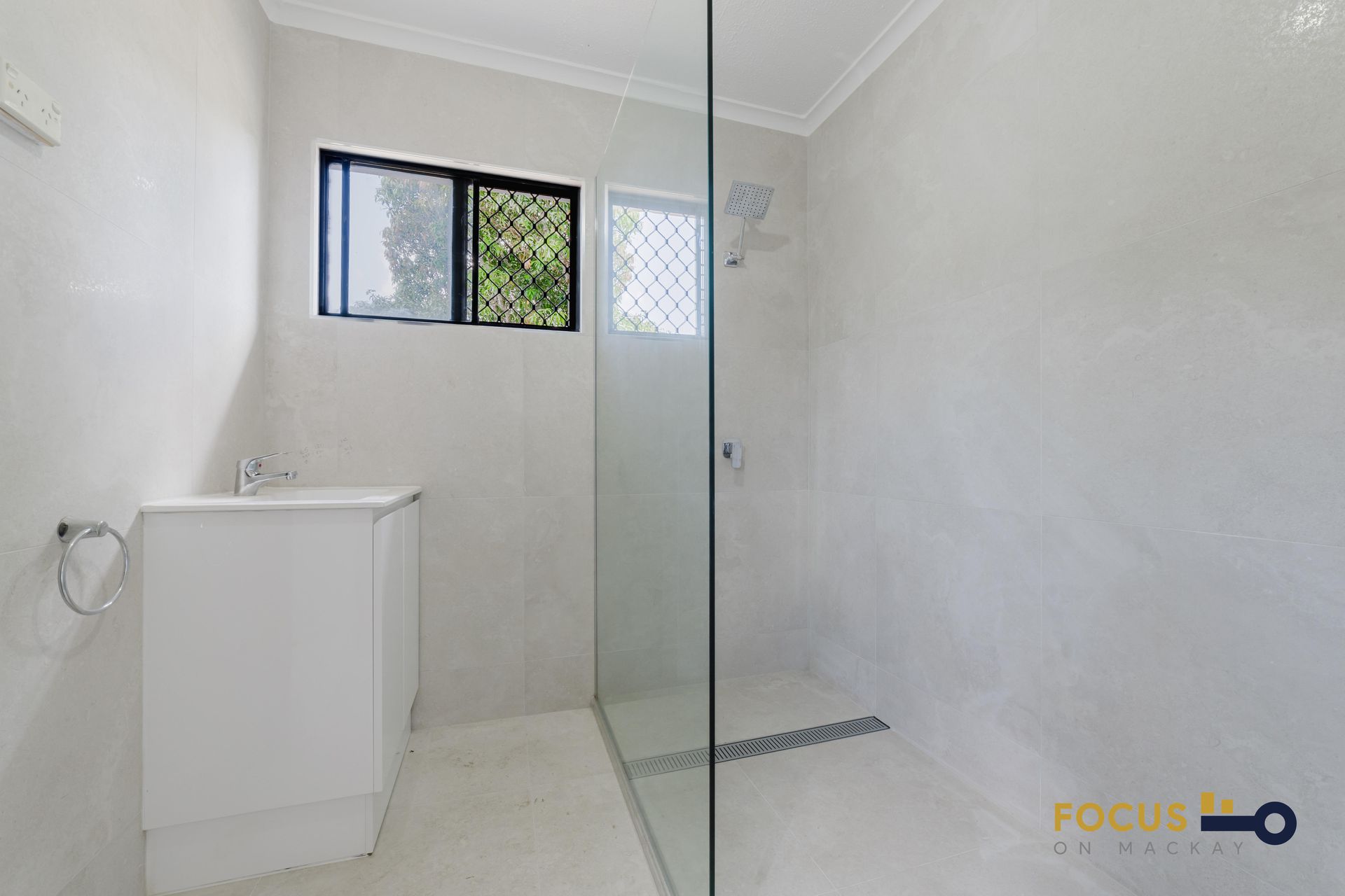 8 Casuarina Street, Slade Point