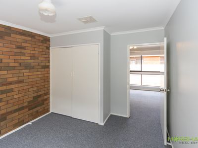 2 / 15 Schwarz Avenue, Horsham
