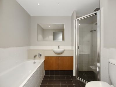 902 / 77-81 Berry Street, North Sydney