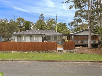 15 Balook Street, Mount Keira