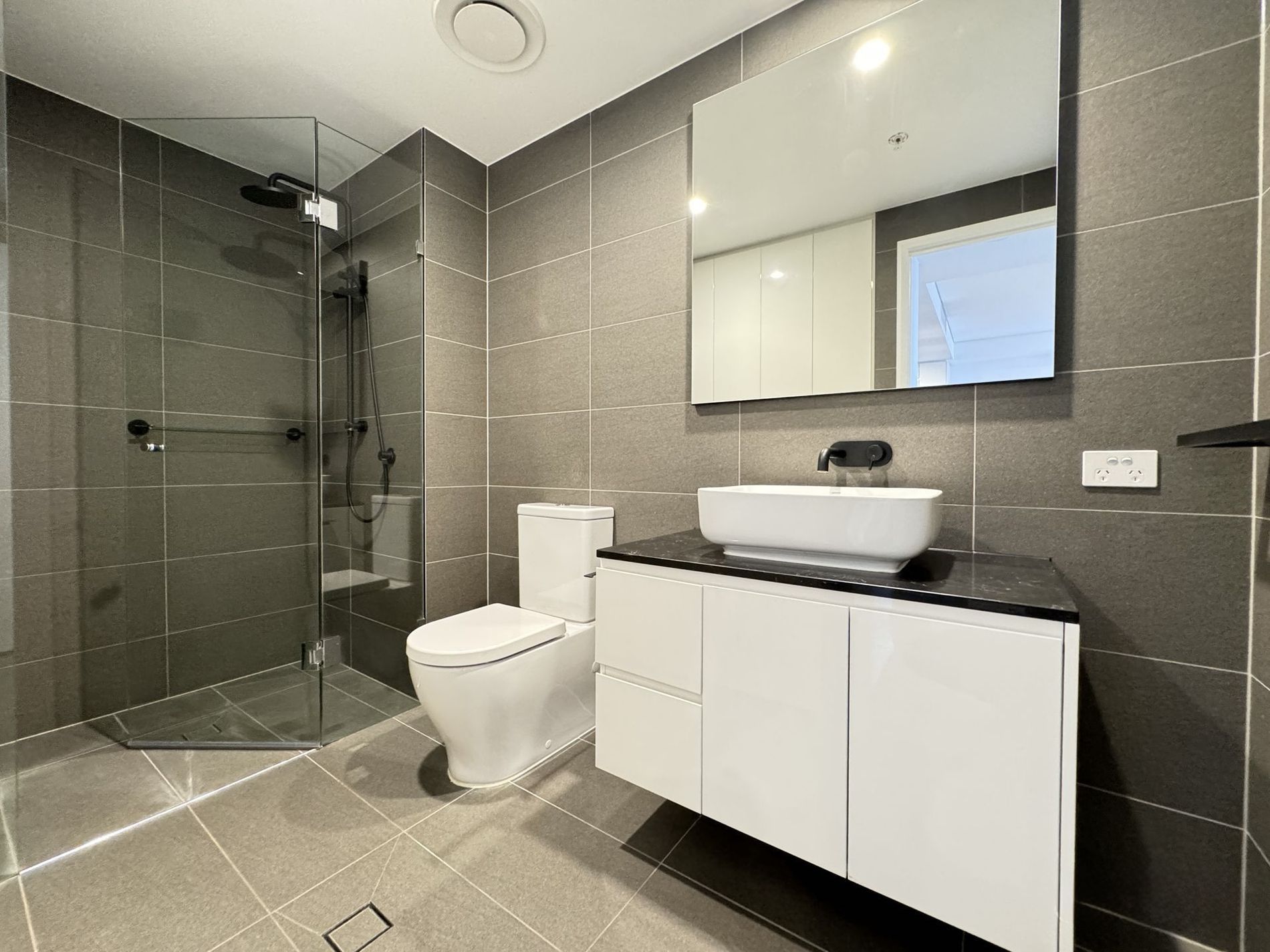 1909 / 275 Wickham Street,, Fortitude Valley