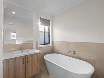 4 Naples Avenue, Berwick