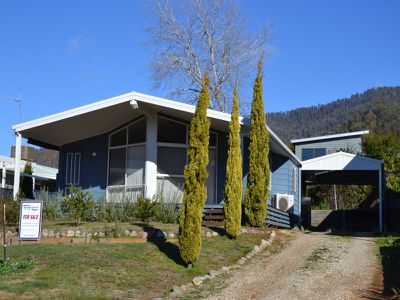 105 Kiewa Valley Highway , Tawonga South