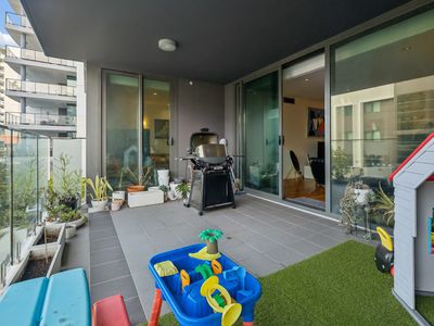 18 / 90 Terrace Road, East Perth