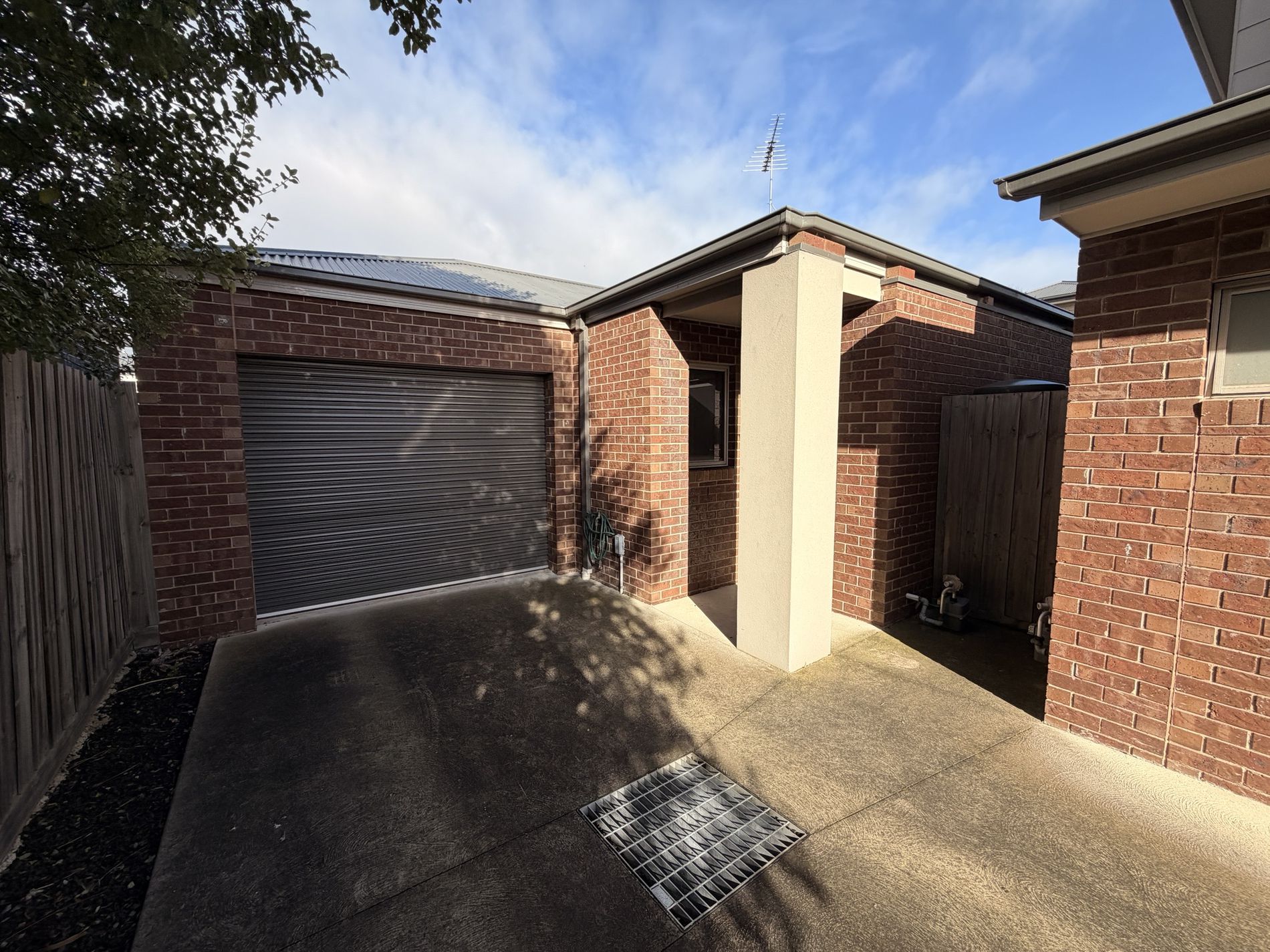 4 / 9 Toyne Avenue, Hamlyn Heights
