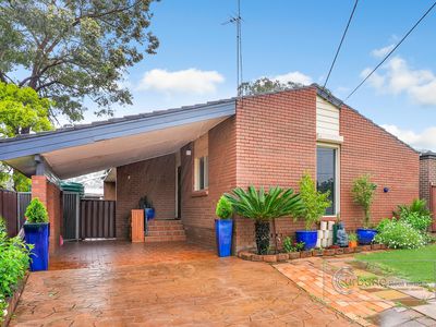 3 & 3A Tent Street, Kingswood